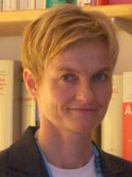 Dr. Friederike Hübner Dr. Friederike Hübner